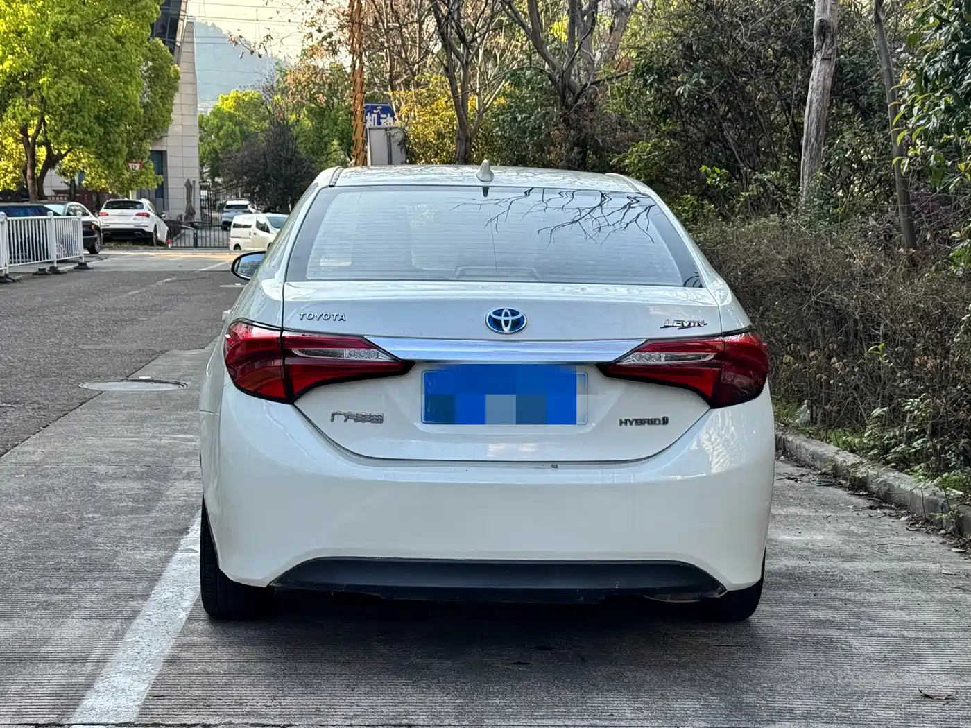 Toyota Levin 2017 Facelift Hybrid 1.8H GS E-CVT Elite Sunroof Edition China V фото 3