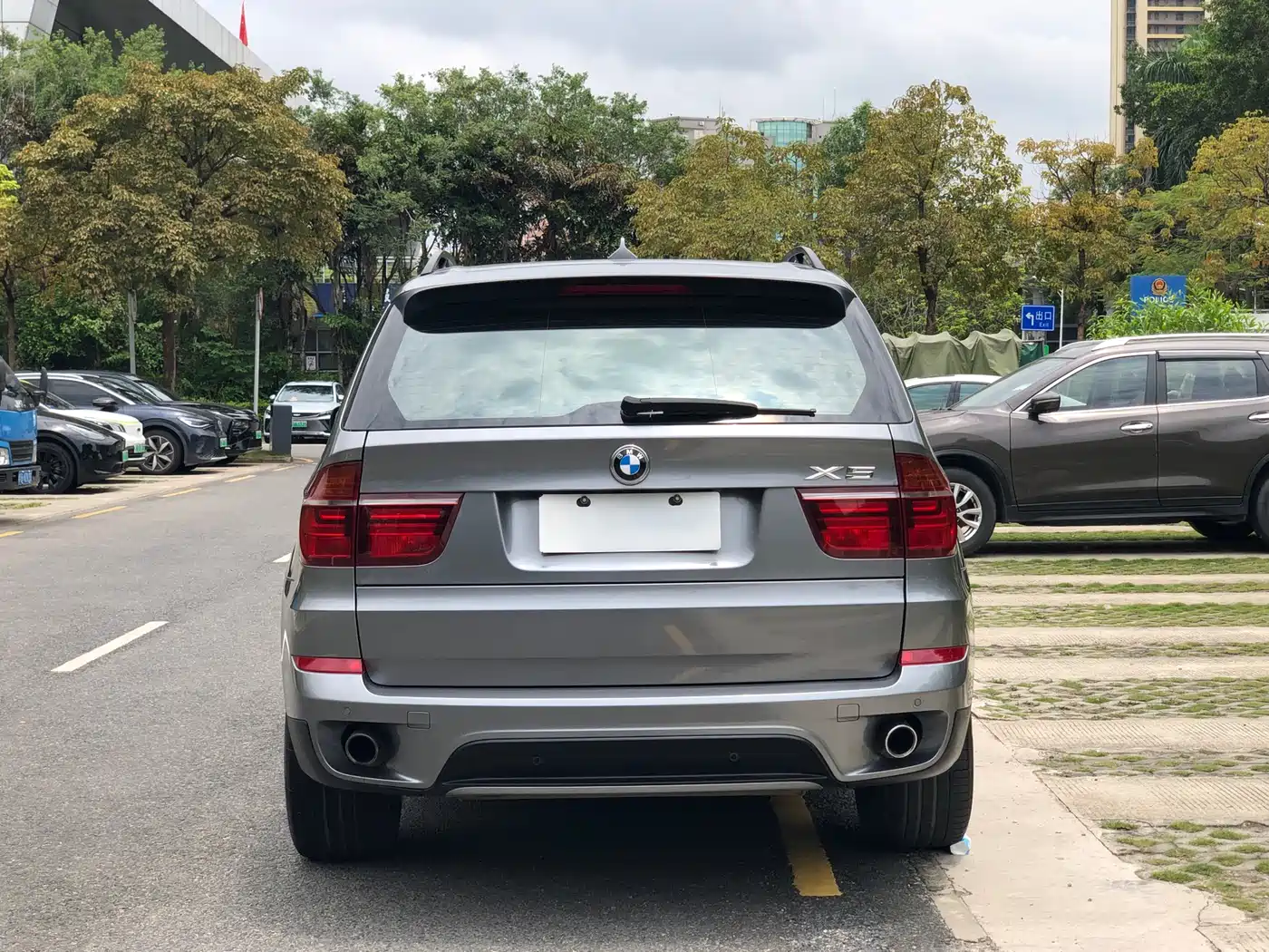 BMW X5 (Import) 2011 xDrive35i Premium фото 5