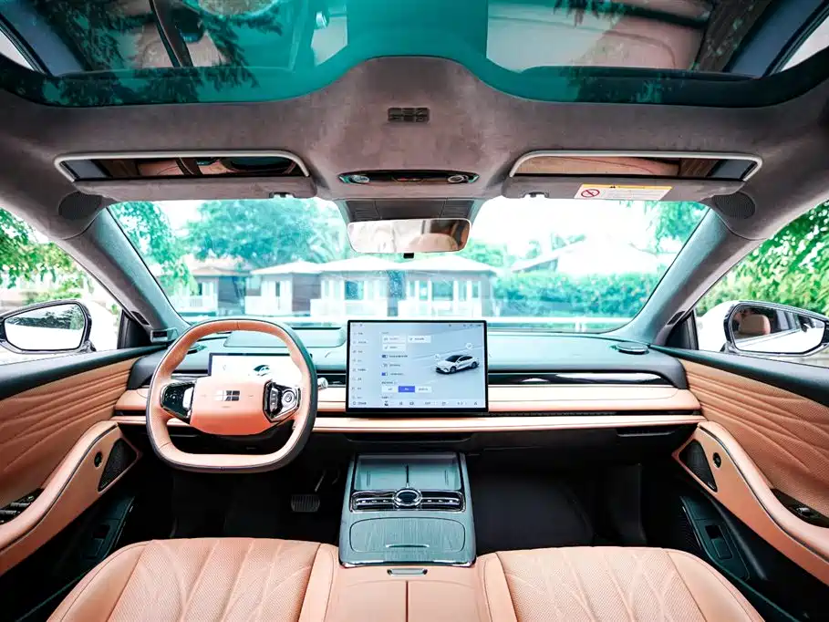 Geely Galaxy Galaxy Xingyao 8 2025 130km EM-P Starship Edition фото 9