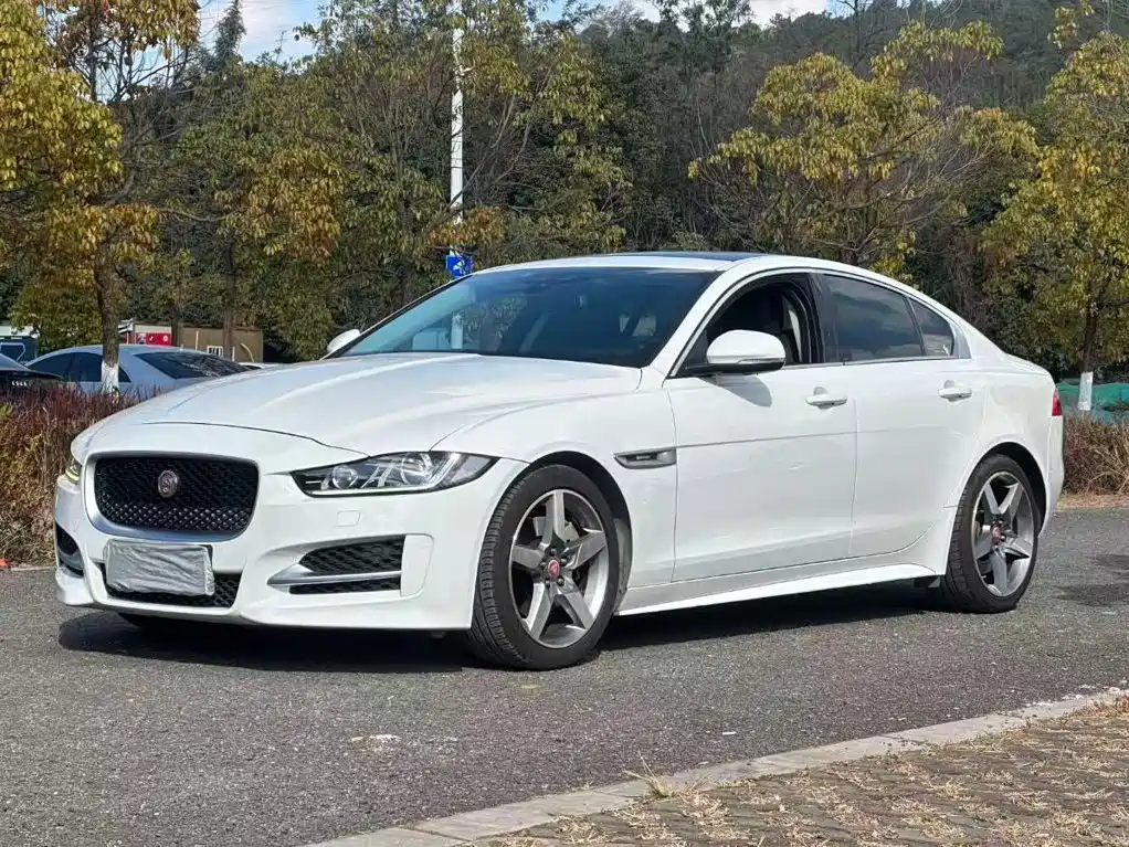 Jaguar XE 2016 2015 2.0T 200PS R-Sport