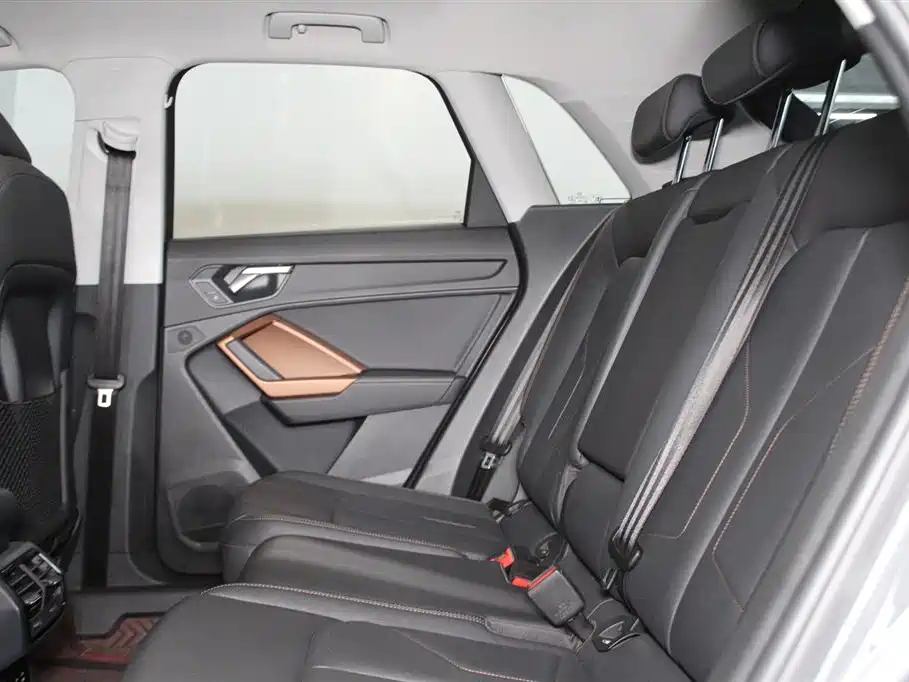 Audi Q3 2023 35 TFSI Fashion Elegance (1.5T) фото 8