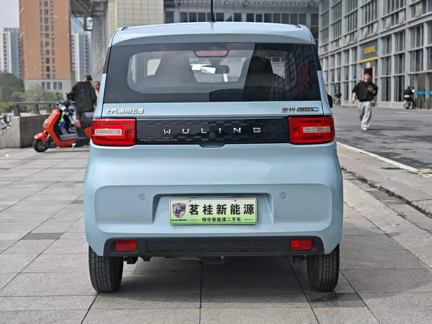 WULING AUTOMOBILE HONGGUANG MINIEV