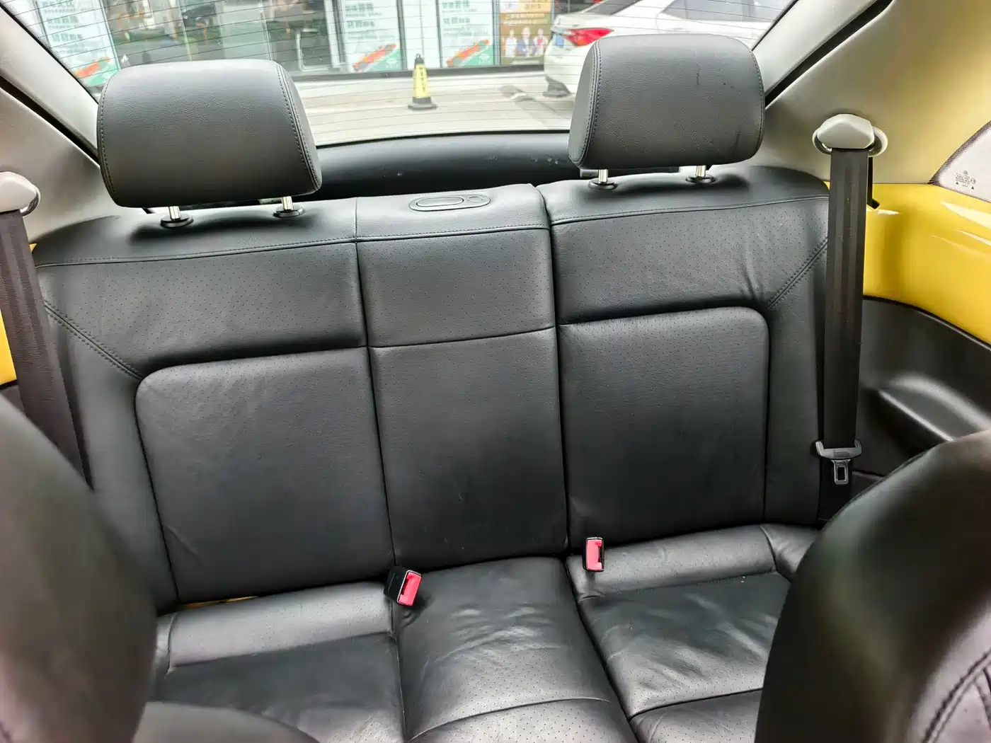Volkswagen Beetle 2008 1.8T AT Luxury фото 14