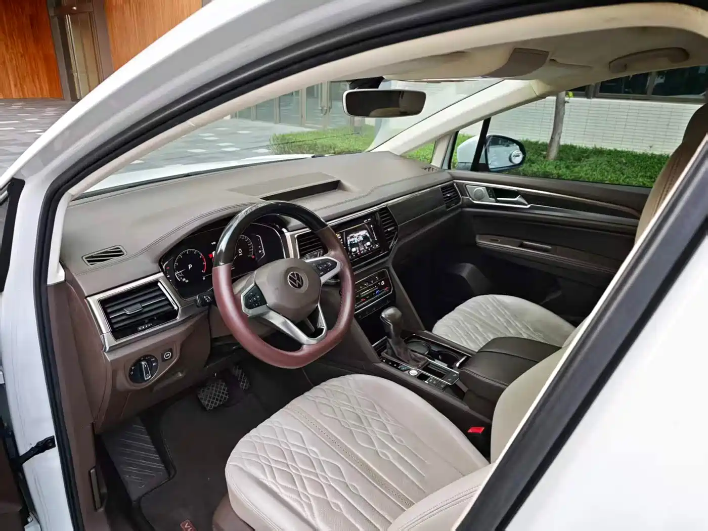 Volkswagen Viloran 2021 2020 330TSI Business Edition