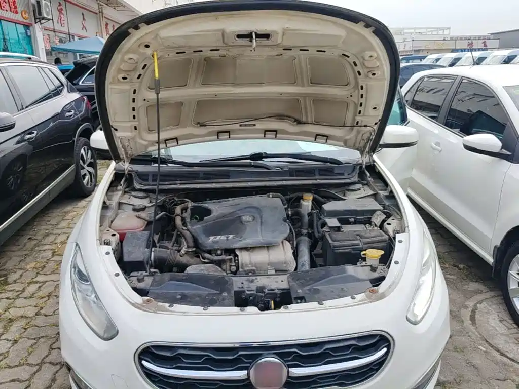 Fiat Viaggio 2015 2015 1.4T Manual Sport Edition