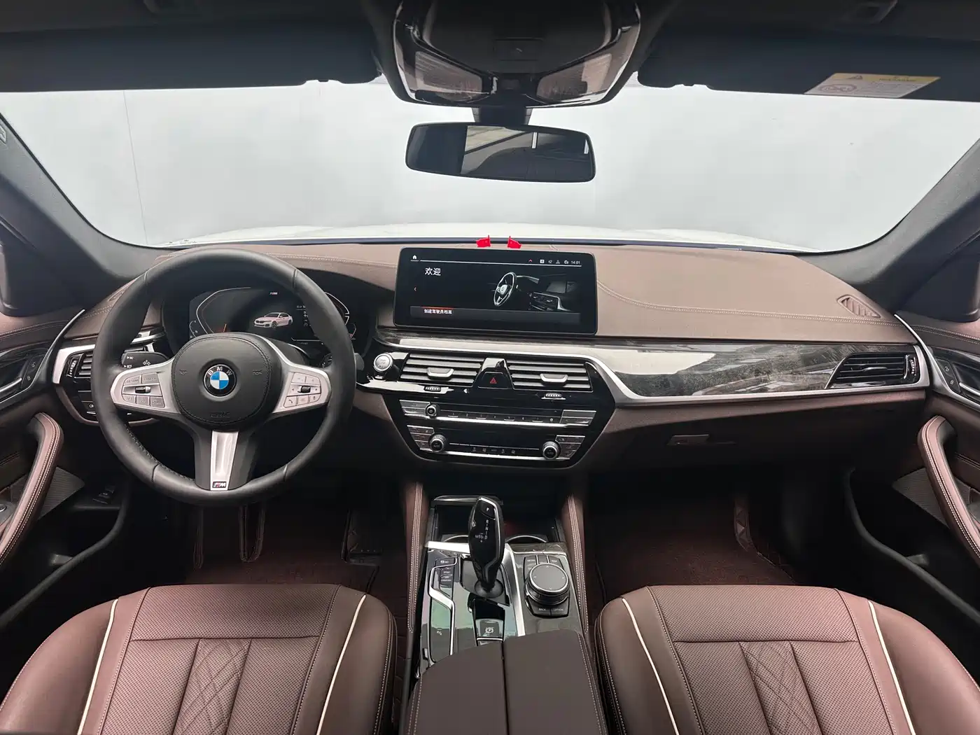 BMW 5 Series 2022 525Li M Sport Package фото 6