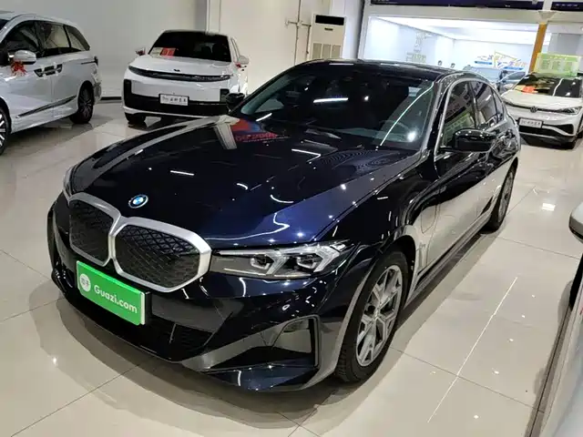 BMW i3 2025 eDrive 35 L