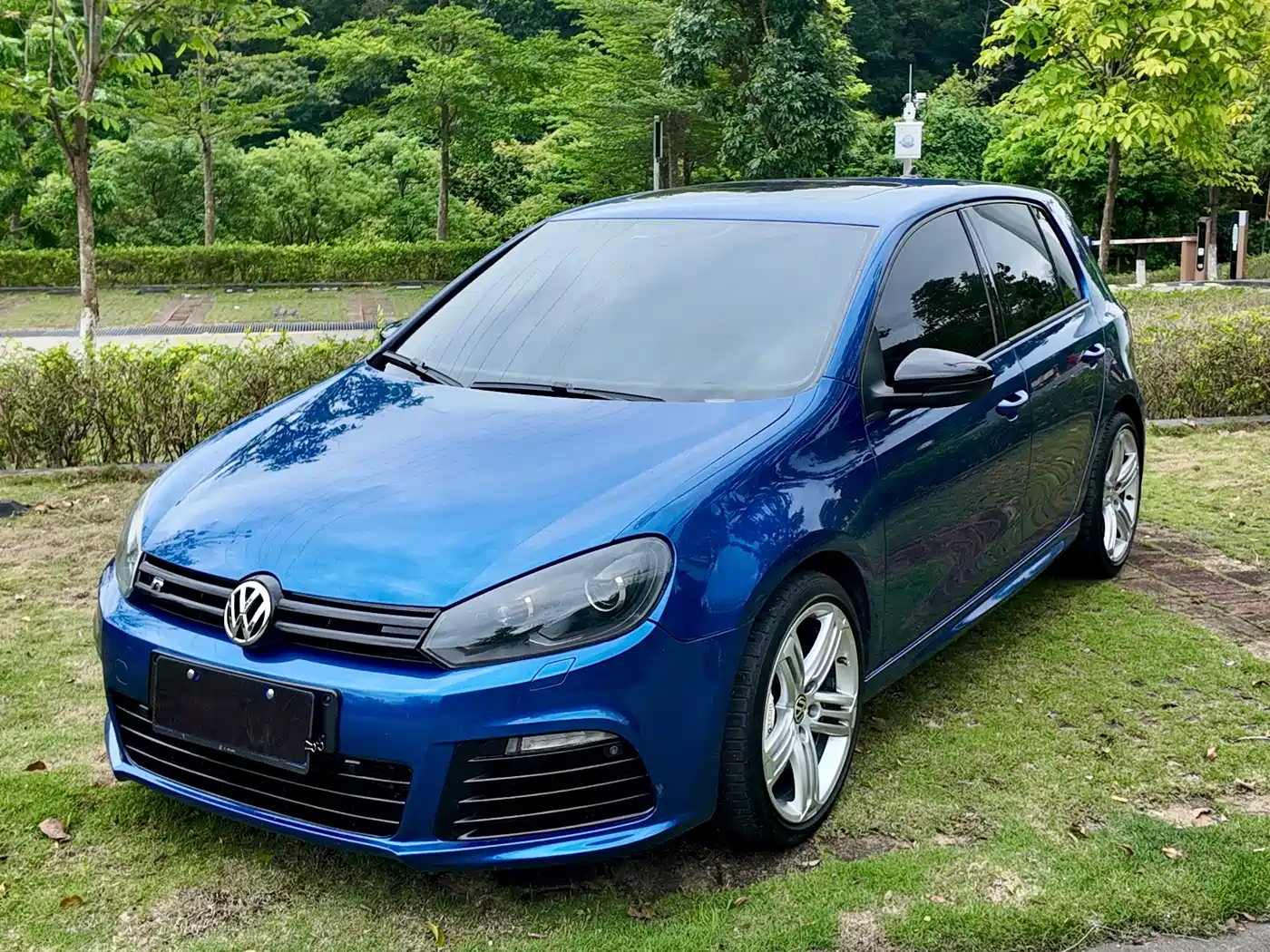 Volkswagen Golf (Import) 2011 2.0TSI R фото 20