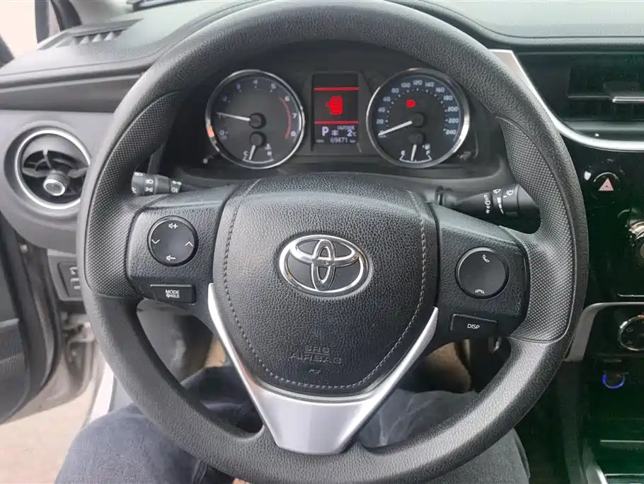 Toyota Corolla 2017 1.2T CVT GL-i фото 15