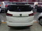 Фото 6 - Baojun 360