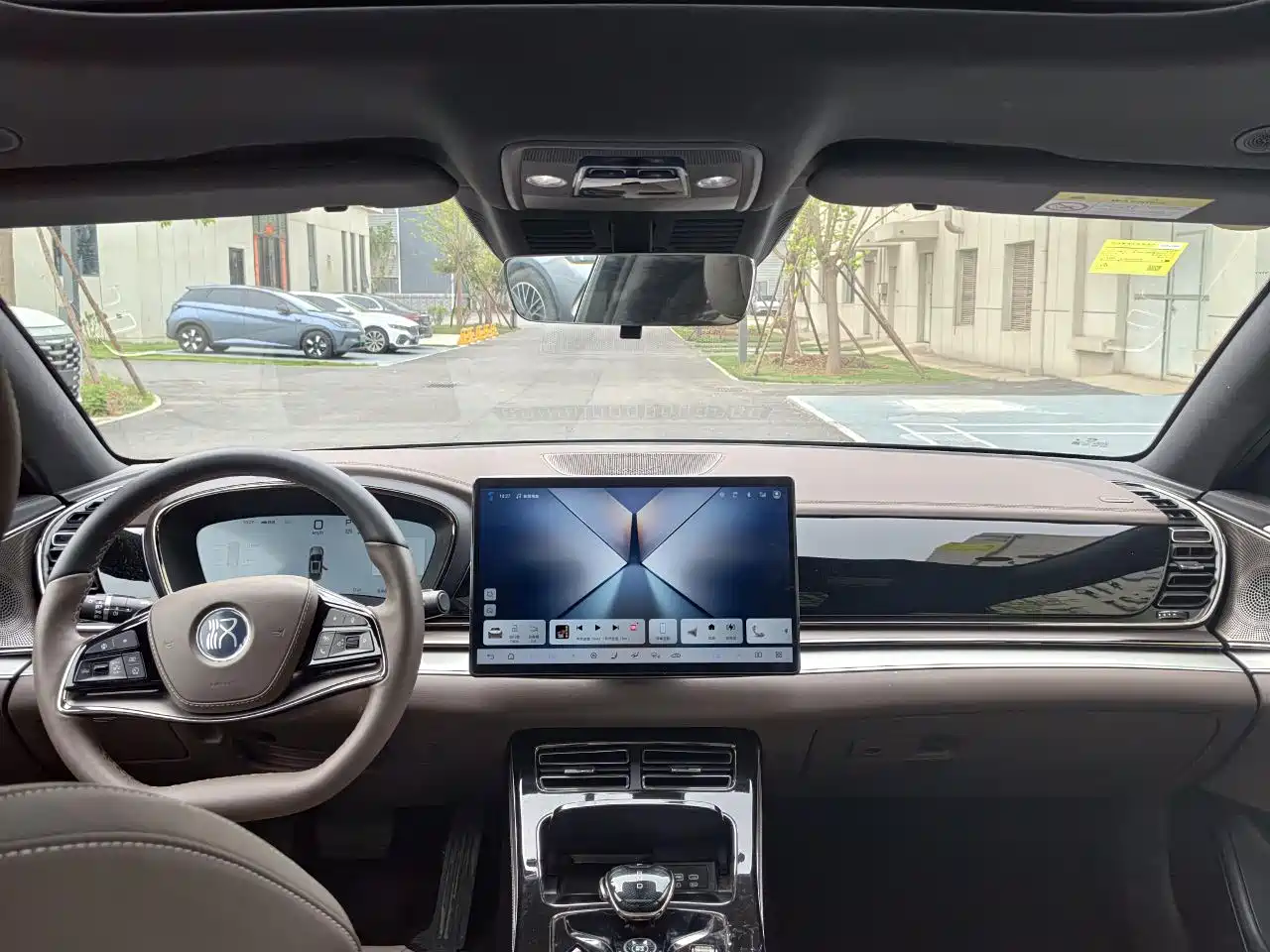 BYD Han 2025 DM-i Smart Driving Edition 125KM LiDAR Flagship фото 8