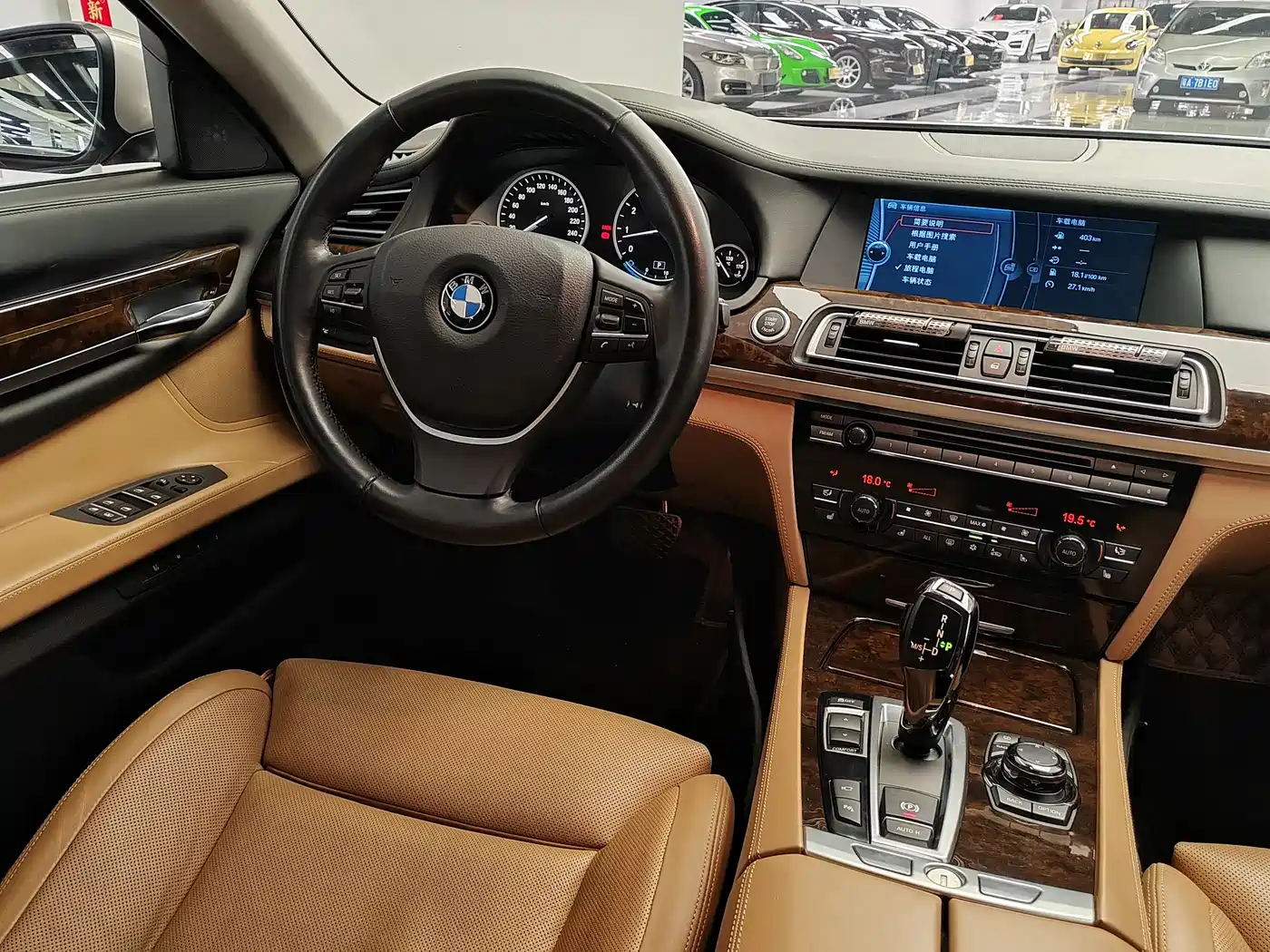 BMW 7 Series 2010 760Li фото 28