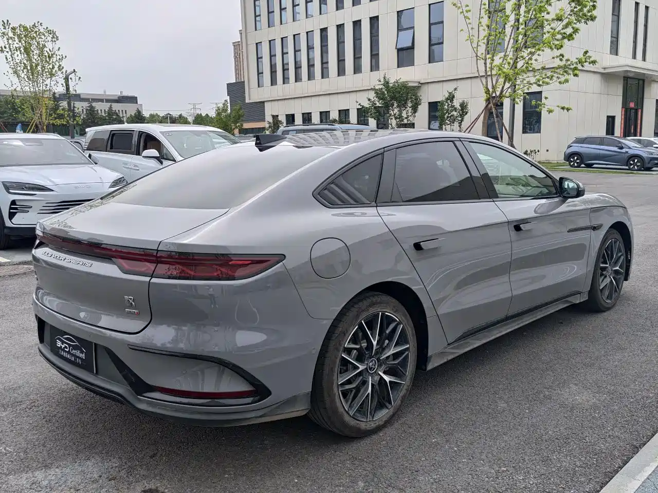 BYD Han 2025 DM-i Smart Driving Edition 125KM LiDAR Flagship фото 9