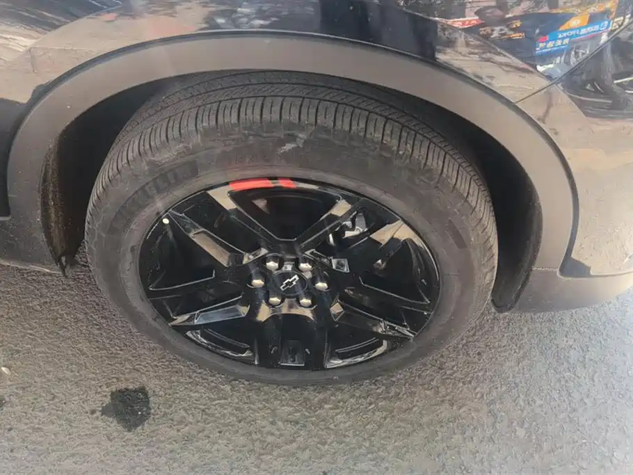 Chevrolet Trailblazer 2022 Mild Hybrid 650T Redline 7-Seater Thunder Edition фото 6