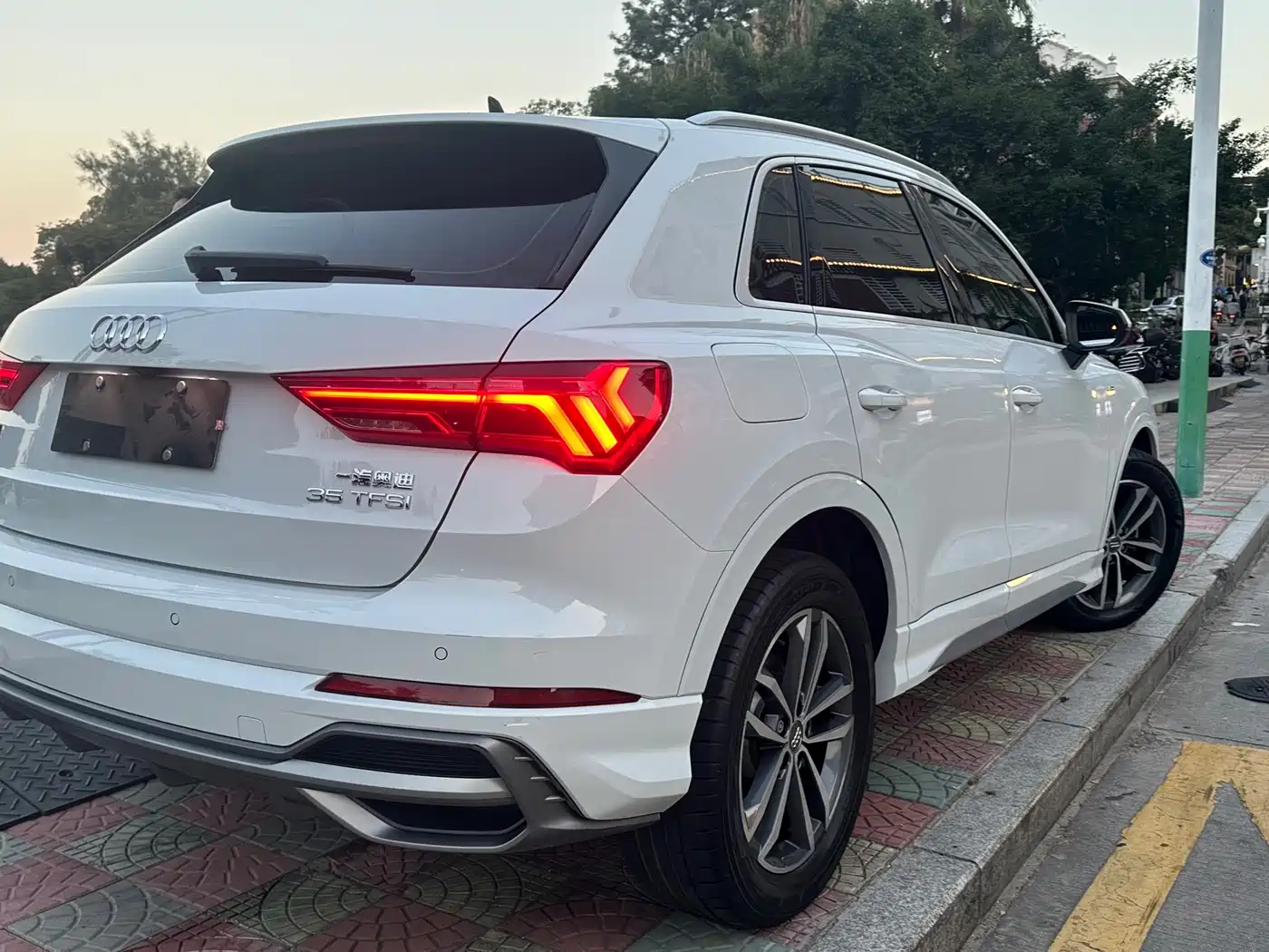 Фото 5 - Audi Q3