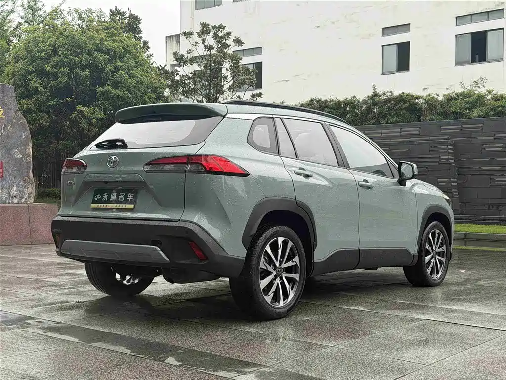 Toyota Corolla Cross 2022 2.0L Flagship Edition фото 14