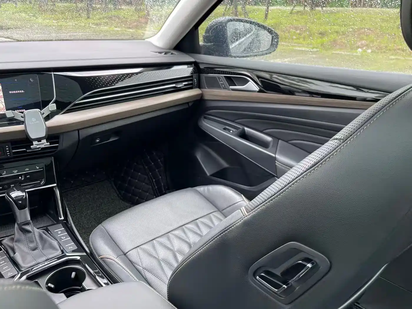 Volkswagen Passat New Energy 2020 430PHEV Hybrid Luxury (China VI) фото 19