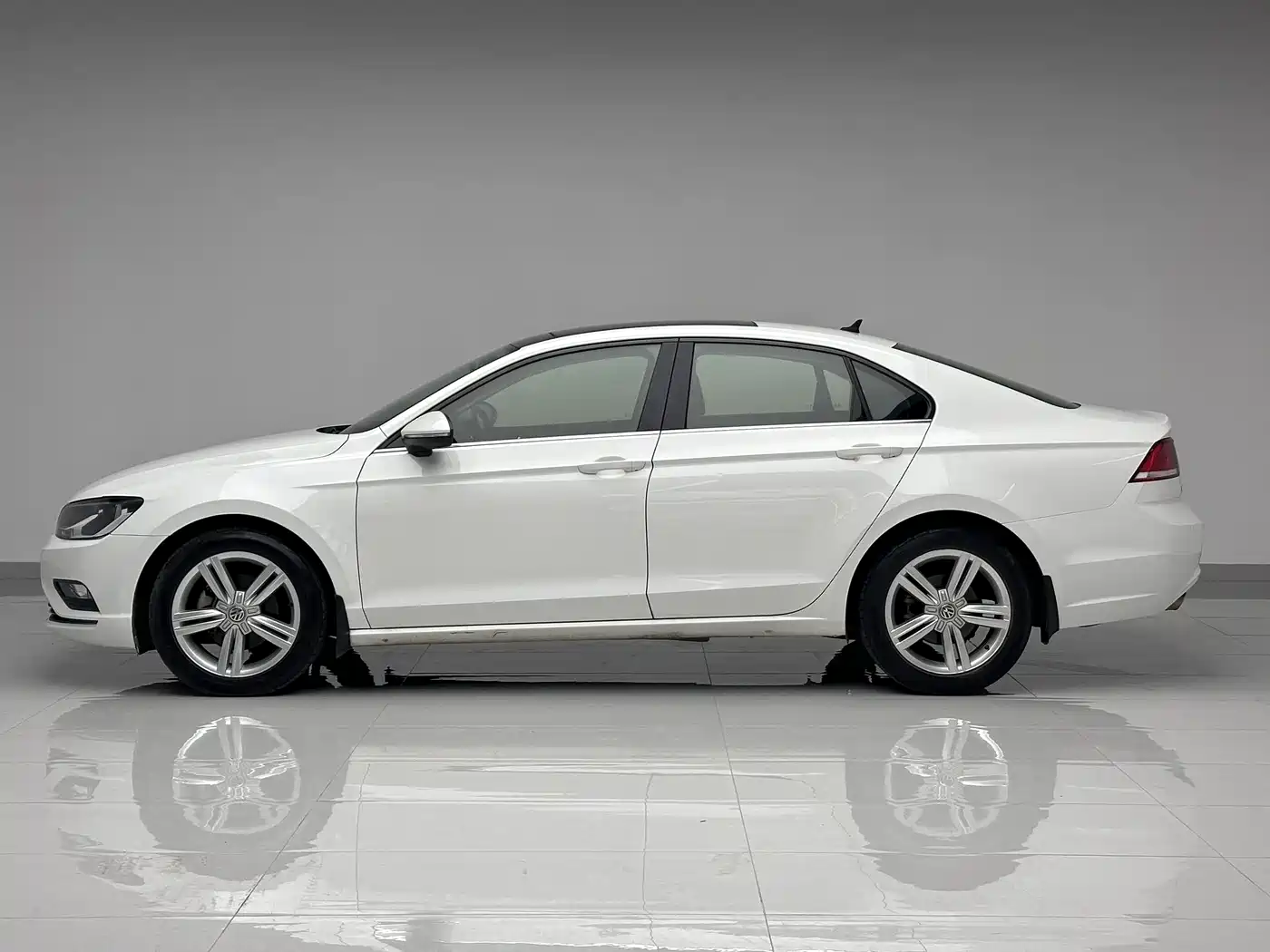 Volkswagen Lamando 2015 280TSI DSG Comfort фото 7