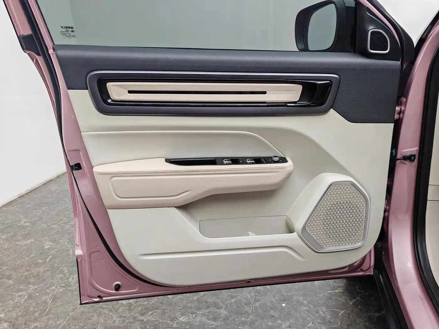 GEELY AUTOMOBILE GEELY ICON