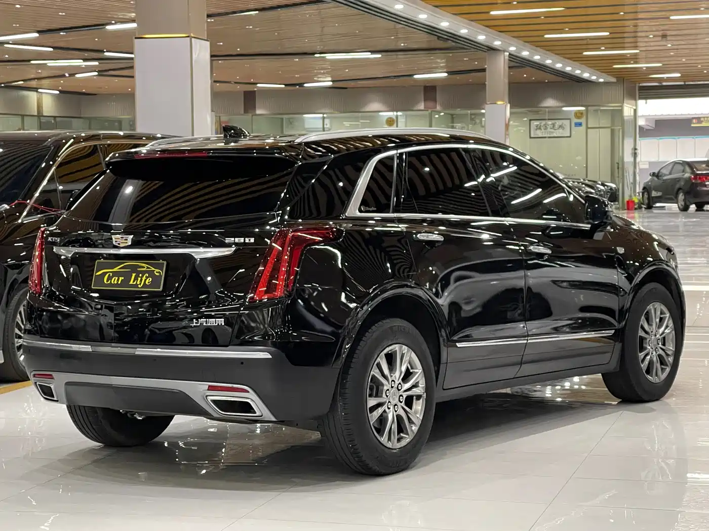 Cadillac XT5 2020 28T Luxury Model фото 7