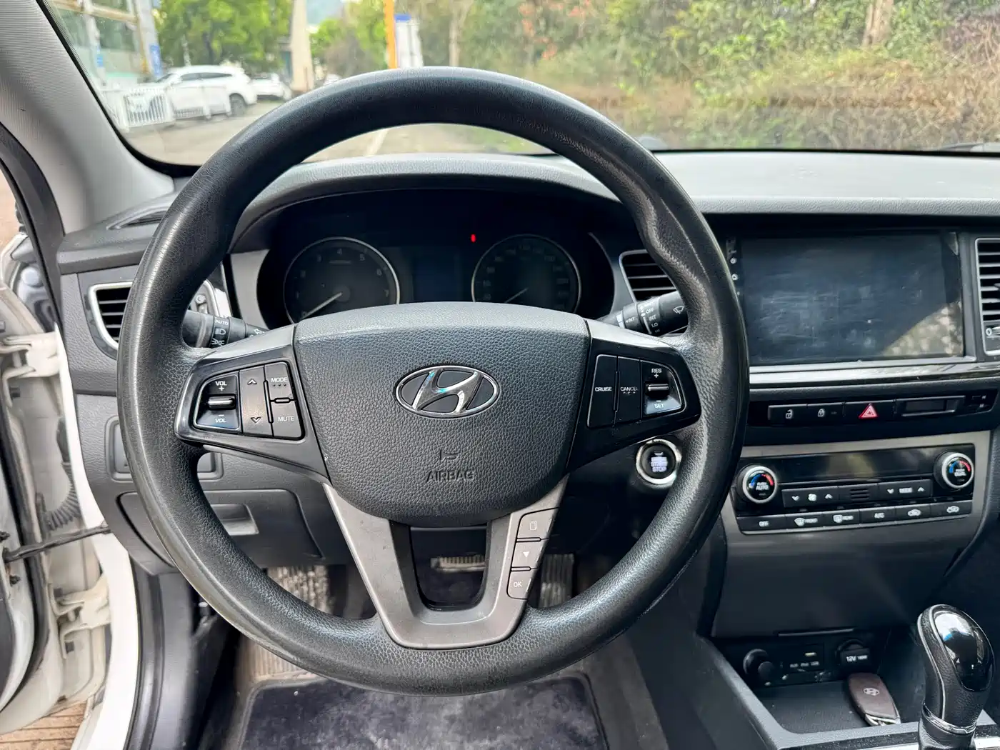 Hyundai Mistra 2014 1.8L Auto Smart GLS фото 13