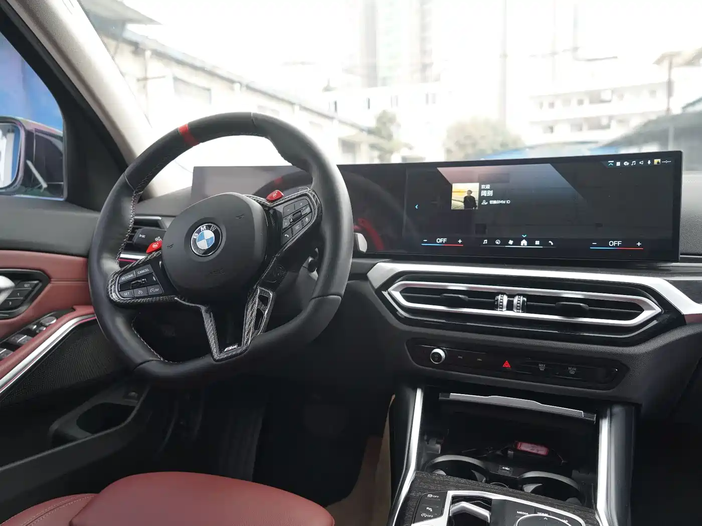 BMW 3 Series 2024 325Li M Sport Package фото 13