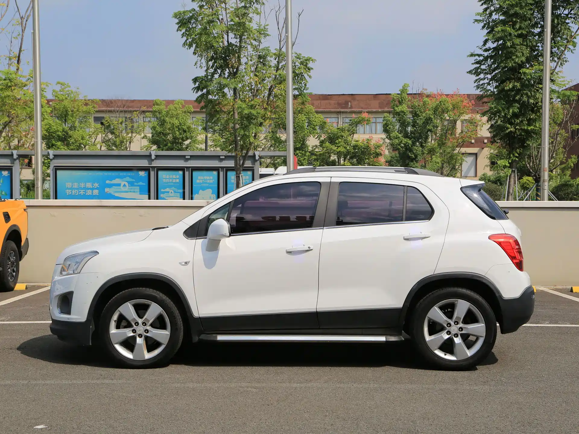 Фото 18 - Chevrolet Trax