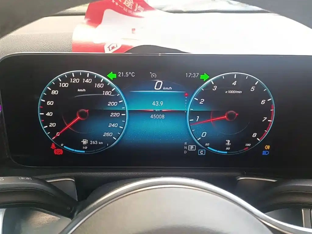 Mercedes-Benz GLB 2022 Model GLB 200 Dynamic Edition фото 12