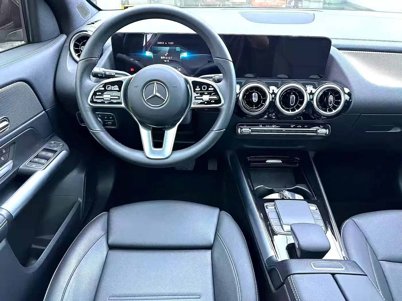 Mercedes-Benz GLA 2023 2023 GLA 200