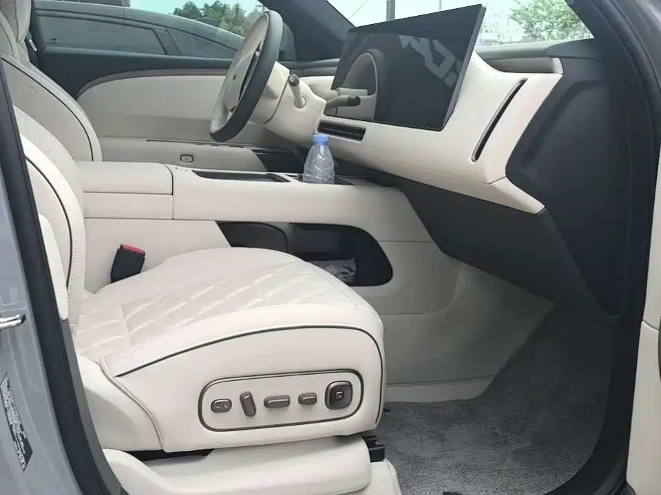 Li Auto Li Xiang L9 2026