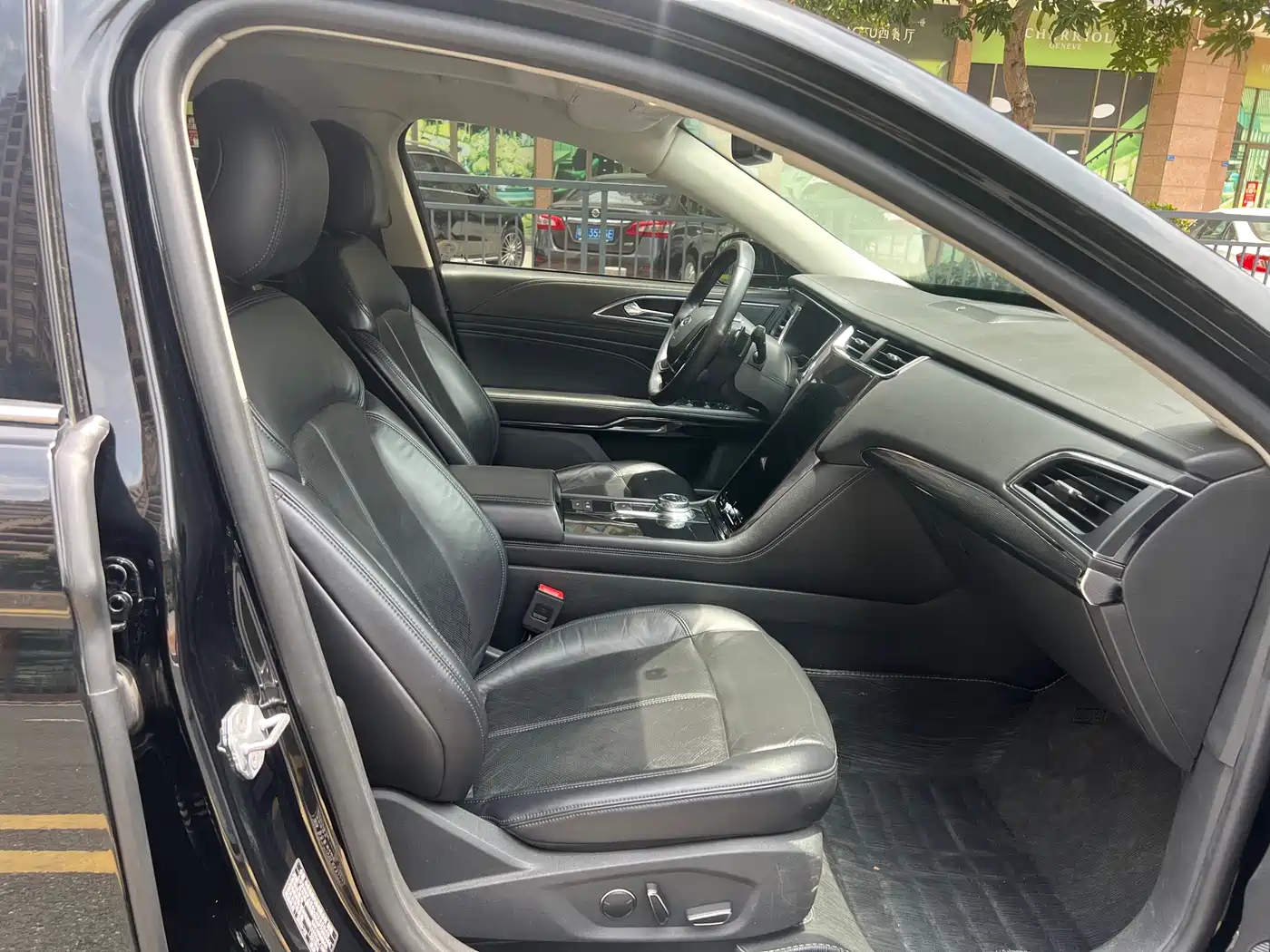 Ford Taurus 2019 EcoBoost 245 Premium Edition фото 10