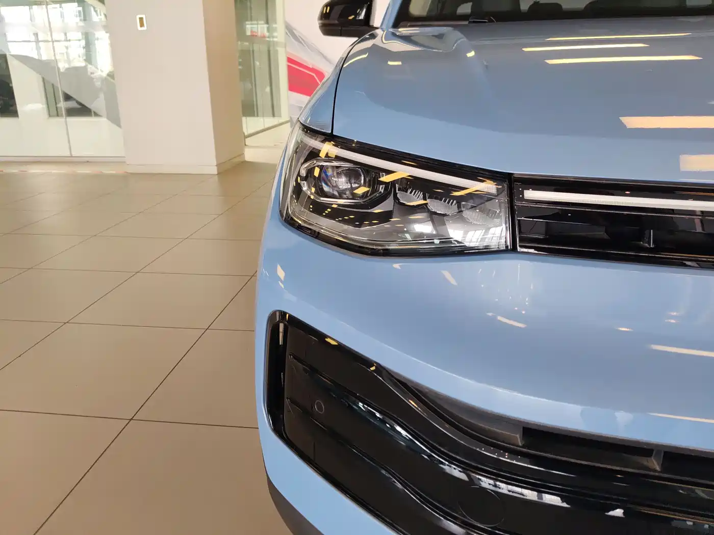 Volkswagen Tharu 2025 New Edge 300TSI Enjoyment Edition фото 4