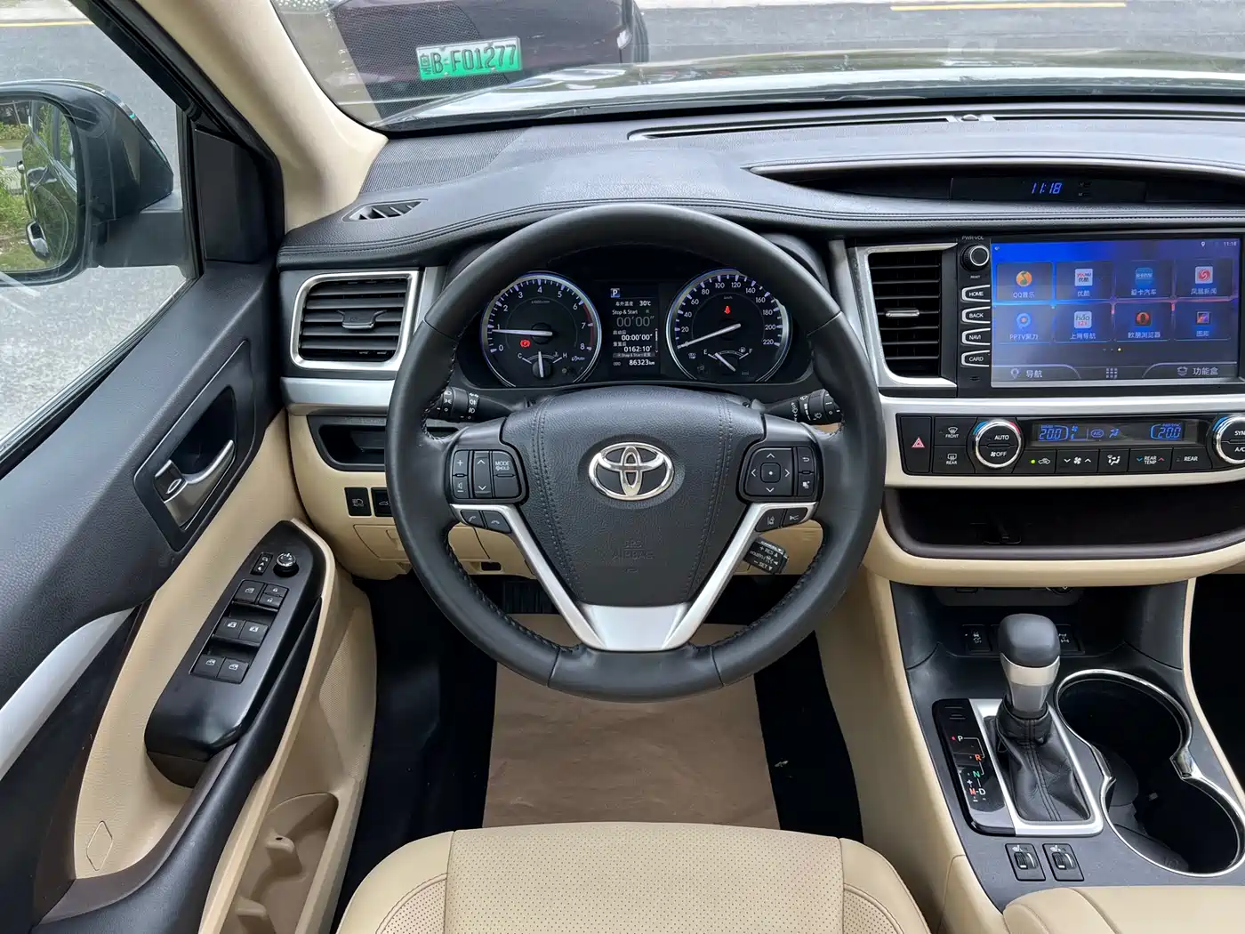 Toyota Highlander 2018 2.0T 4WD Luxury 7-seater (China V) фото 18