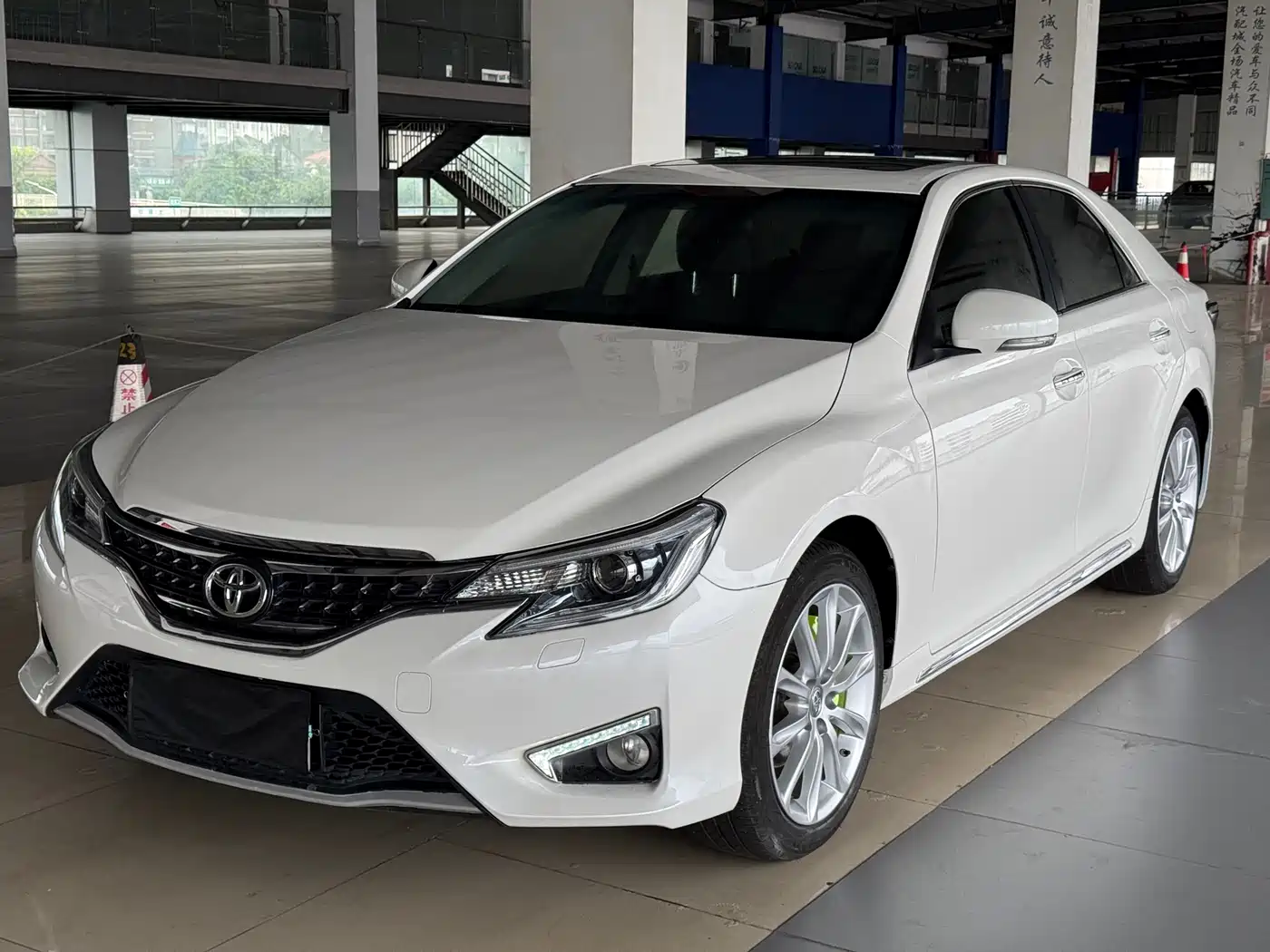 Toyota Reiz 2013 2.5V Premium Edition