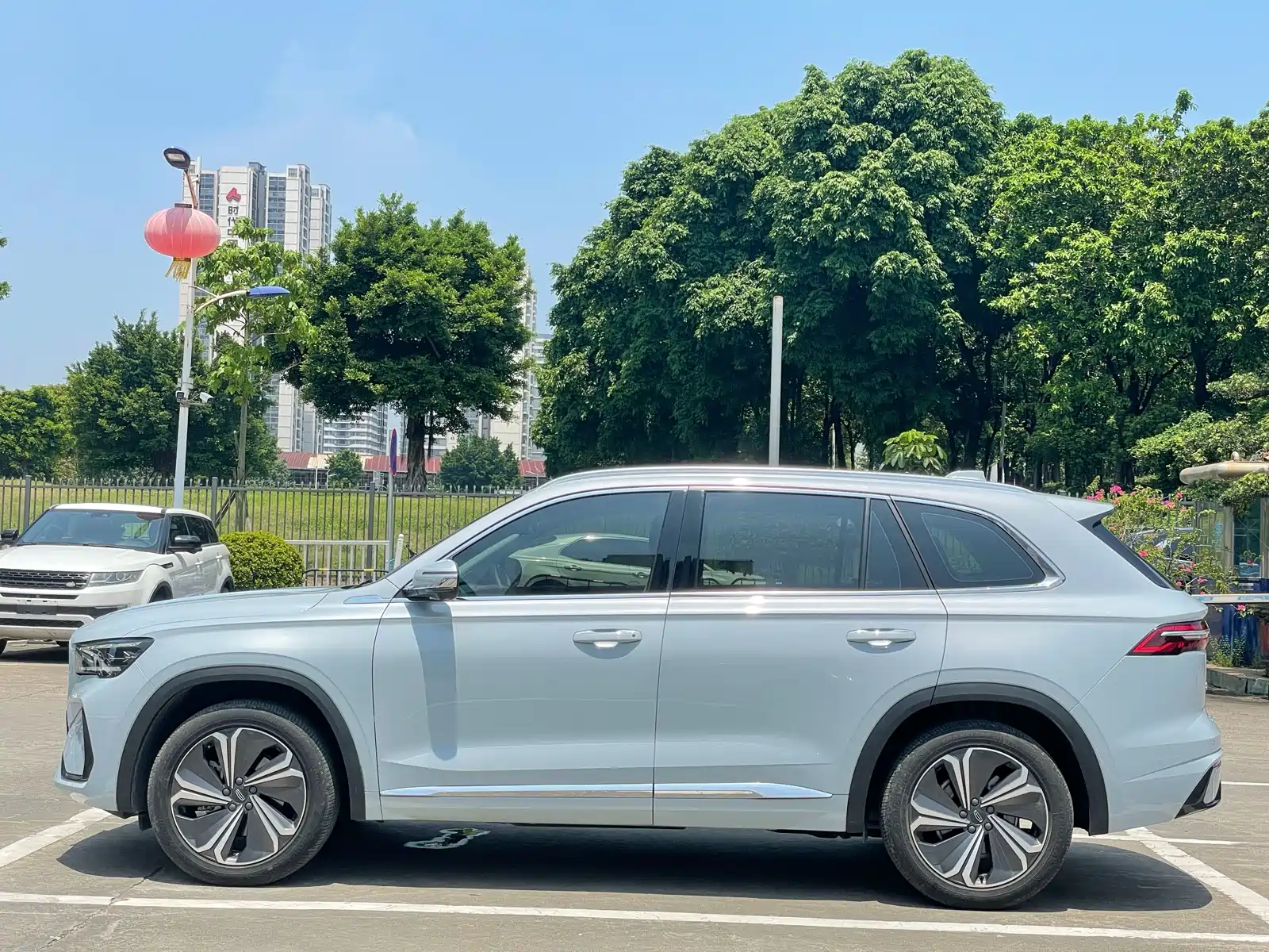 Photo 39 - Geely Monjaro