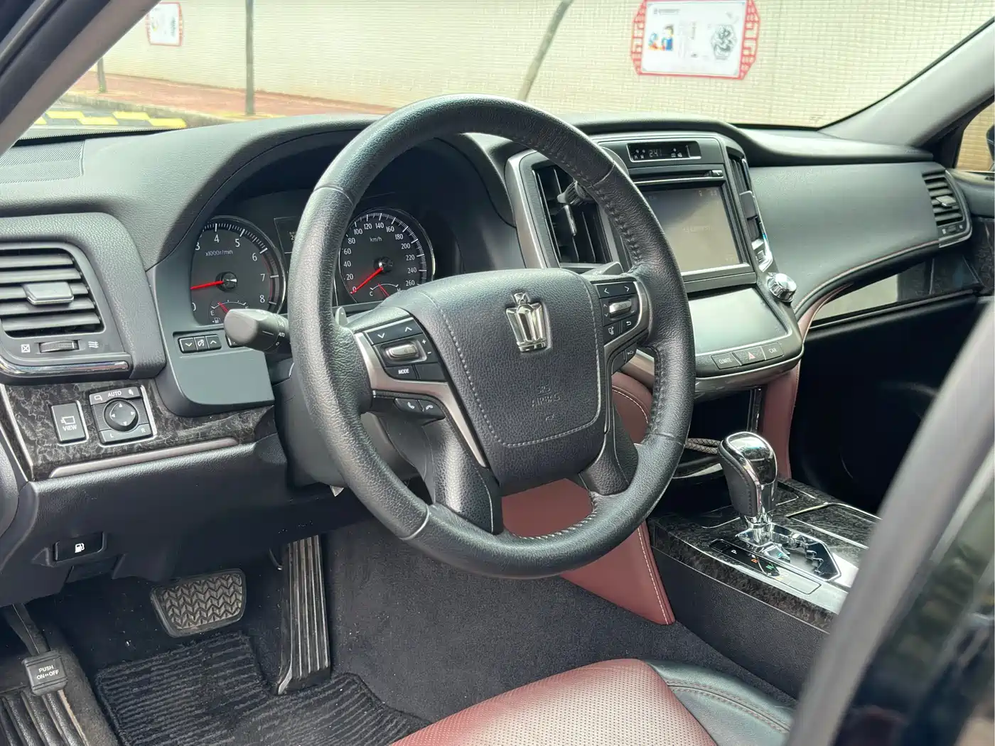 Toyota Crown 2018 2.0T Sport Edition фото 14