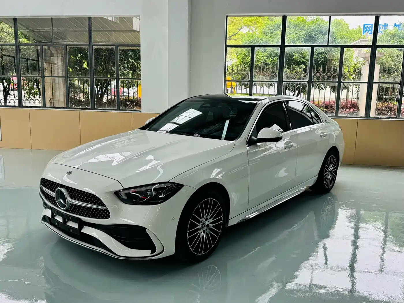 Mercedes-Benz C-Class 2024 C 260 L Sport фото 2