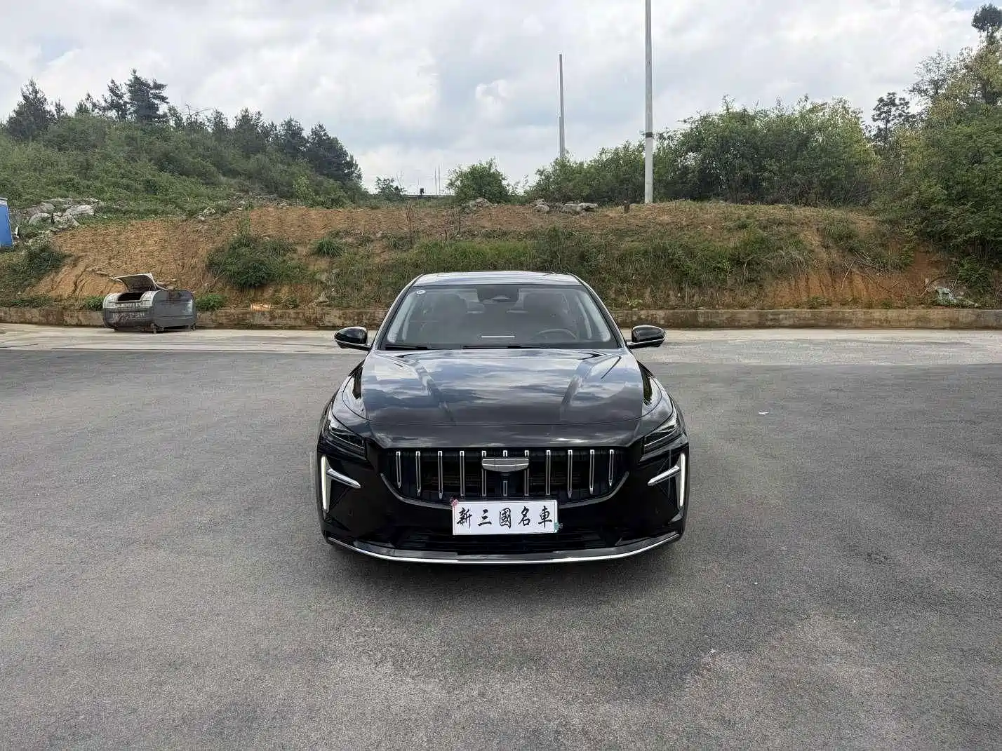 Фото 3 - Geely Preface