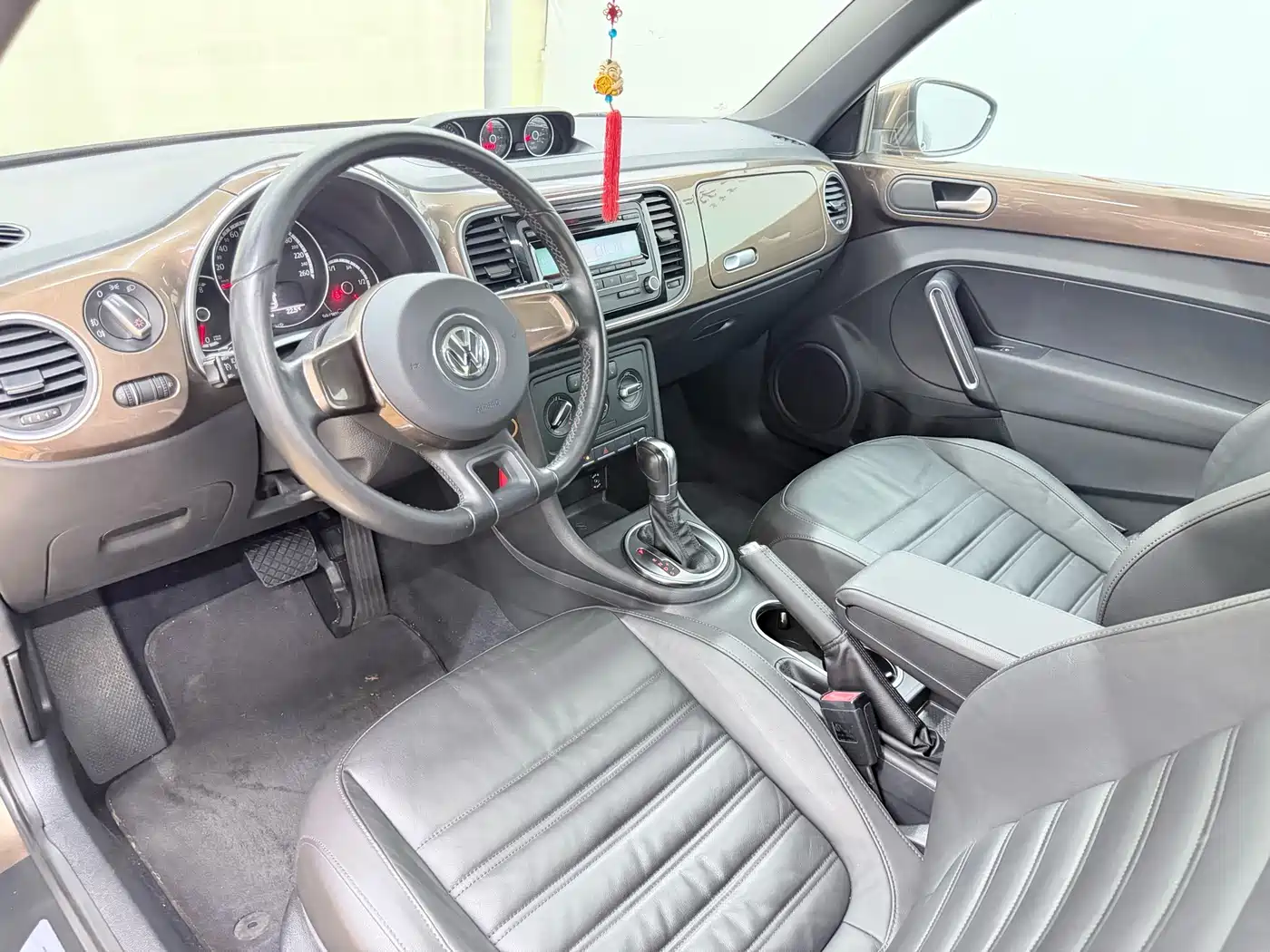 Volkswagen Beetle 2013 1.2TSI Comfort фото 22
