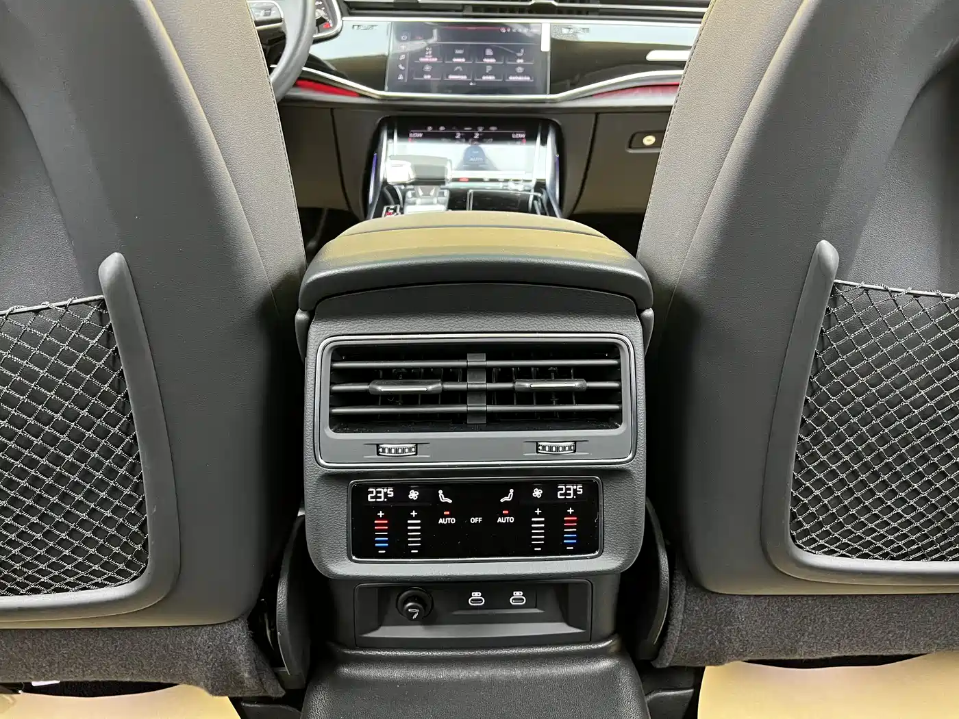 Audi Q8 2024 2023 55 TFSI Luxury Sport
