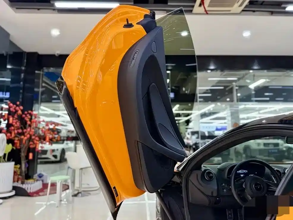 McLaren GT 2023 2022 4.0T Standard