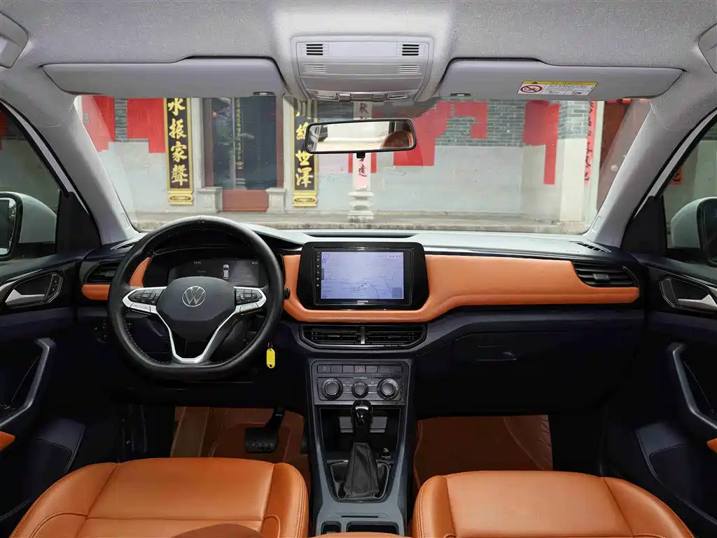 Volkswagen Tharu 2025 Model Rising Star 1.5L Advance Edition фото 5