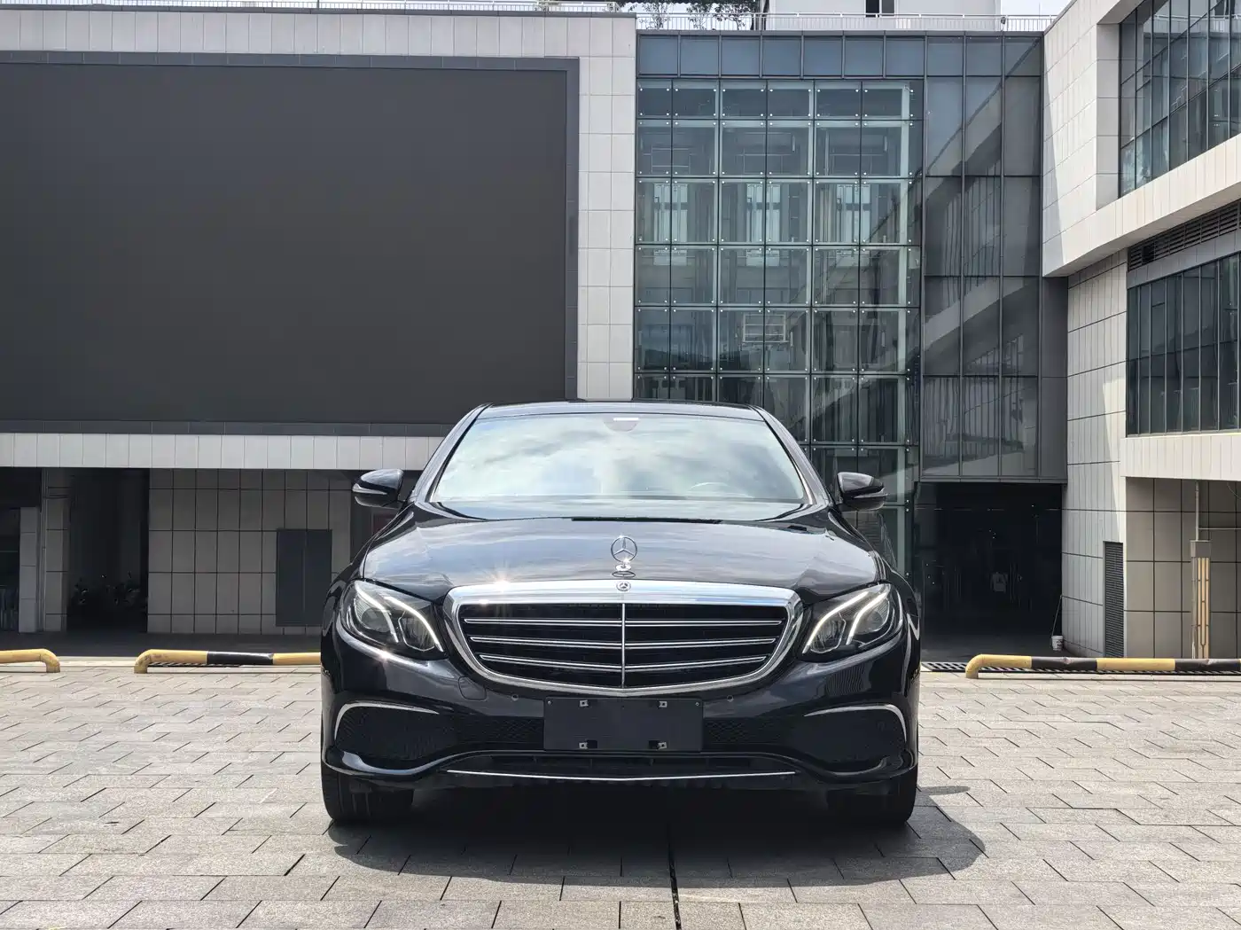 Mercedes-Benz E-Class 2020 E 260 L фото 2