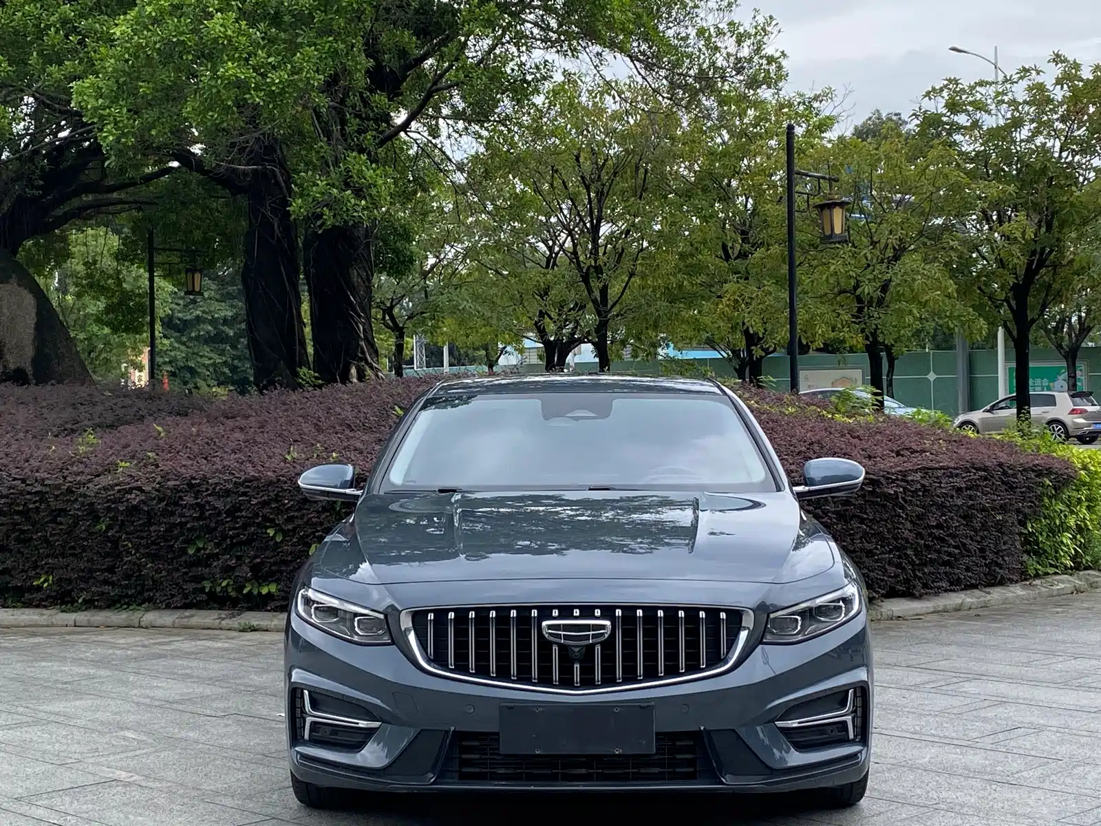 Фото 2 - Geely Preface
