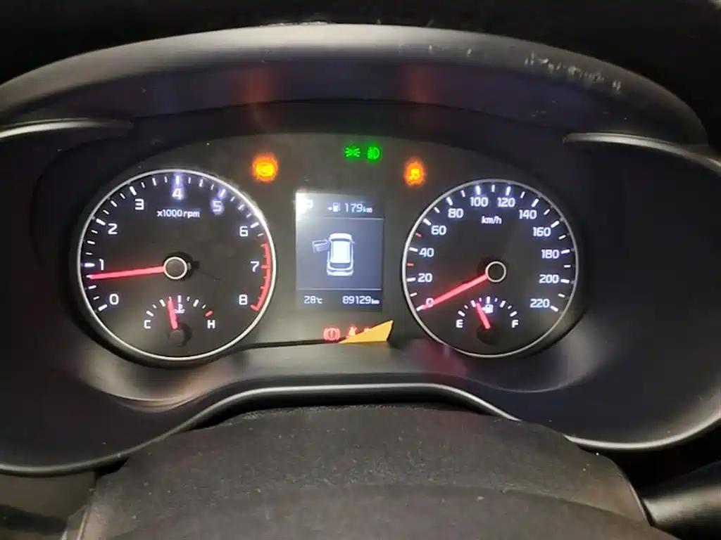 Kia KX CROSS 2017 1.4L AT GLS фото 8