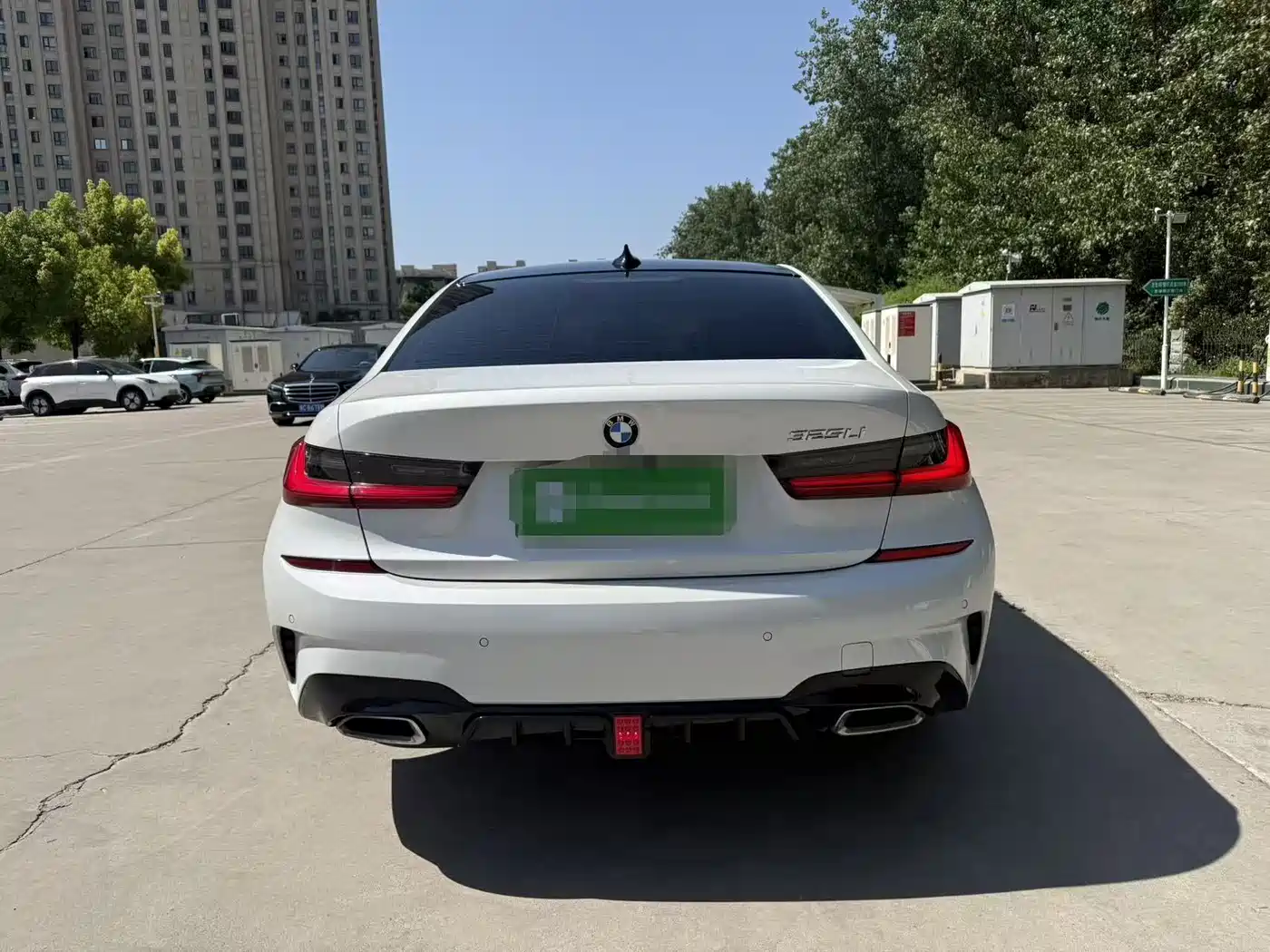 BMW 3-SERIES