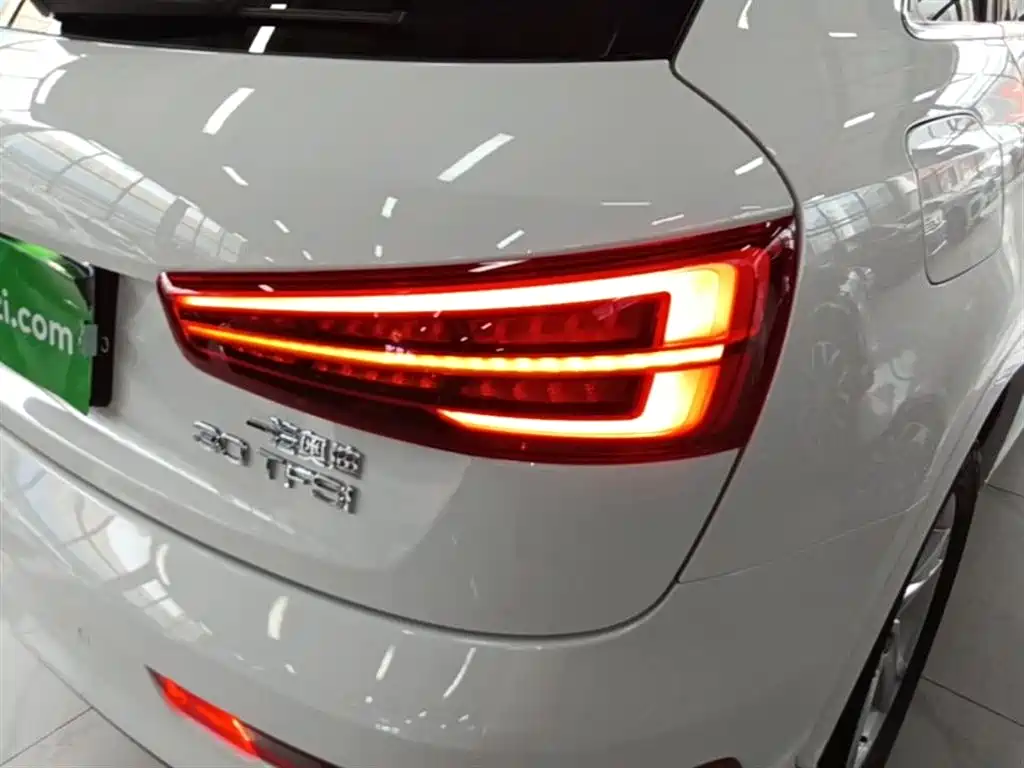 Audi Q3 2018 30th Anniversary Edition 30 TFSI Fashion фото 8