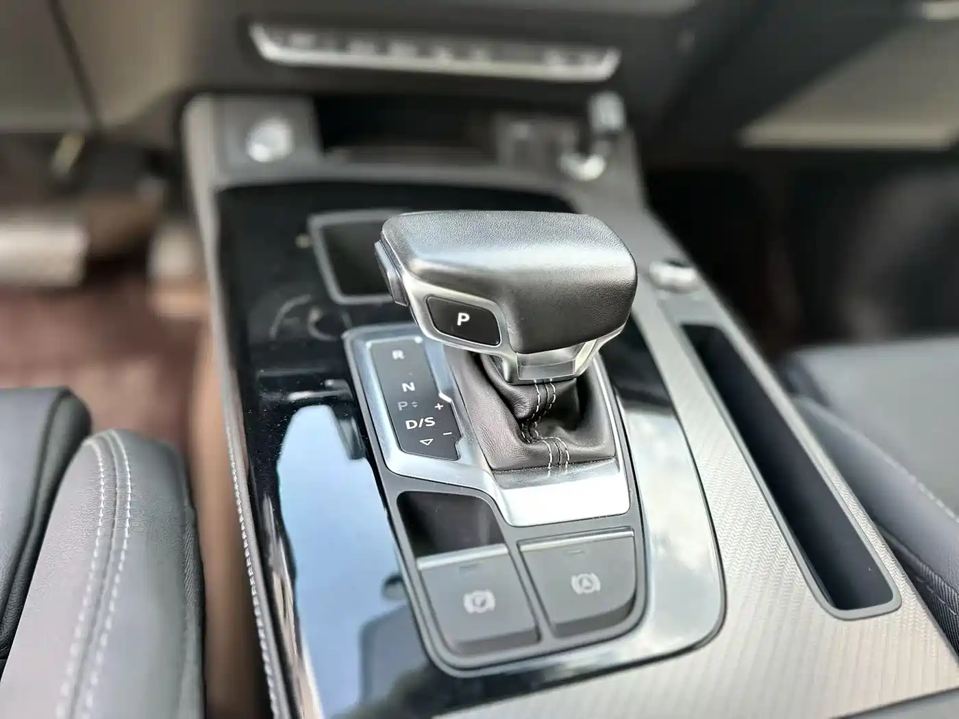 Audi Q5L 2022 40T Luxury Dynamic фото 20