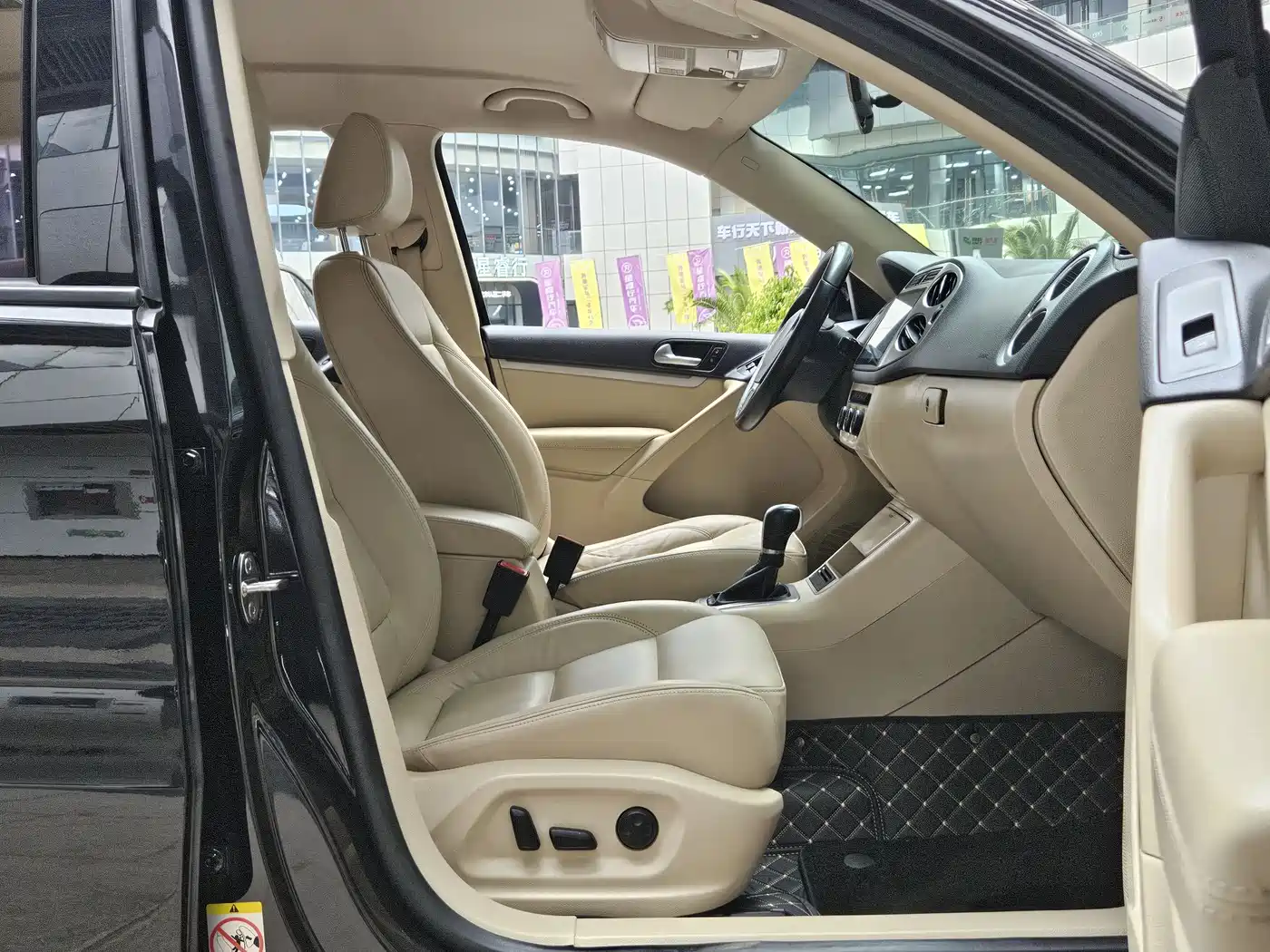 Volkswagen Tiguan 2013 1.8TSI Auto 2WD Comfort Edition фото 8