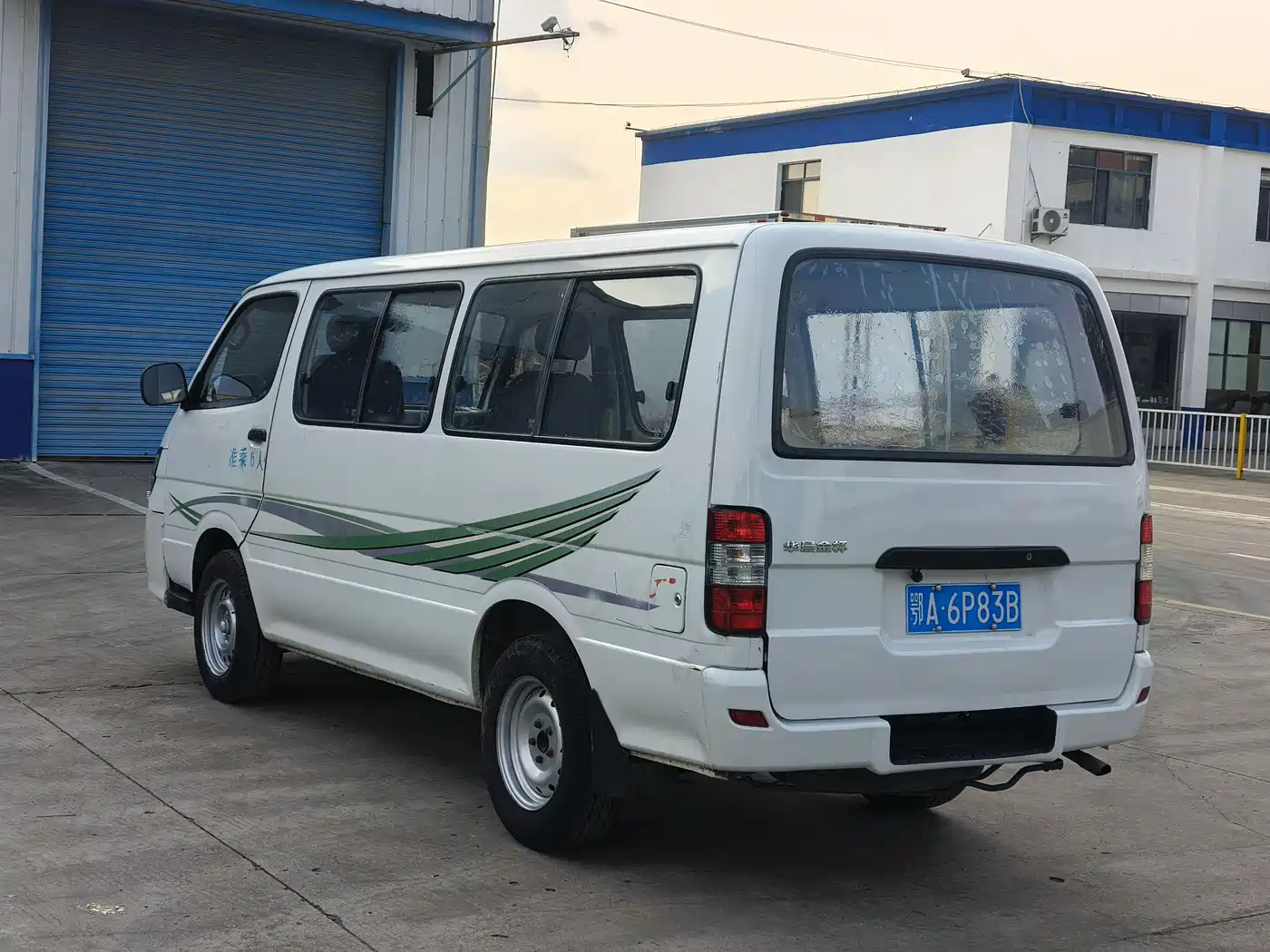 Jinbei Express 2018 2018 Model 2.0L Comfort V19